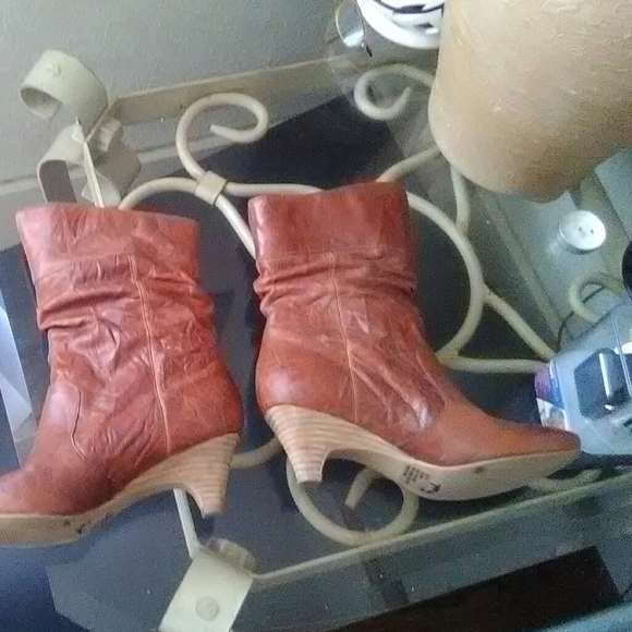 Jessica Simpson Booties - Picture 6 of 8